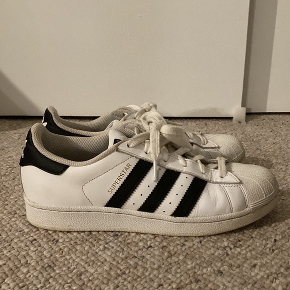 Womens shoes - Picture 2 of 6